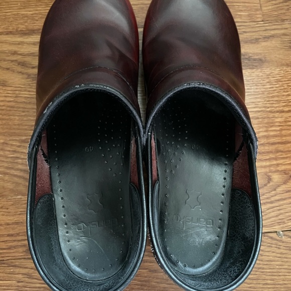 Women’s Dansko Professional Clogs - Picture 3 of 3